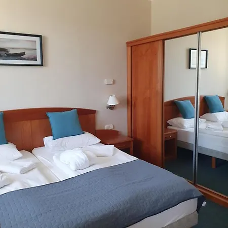 Karos Wellness Apartman Aparthotel